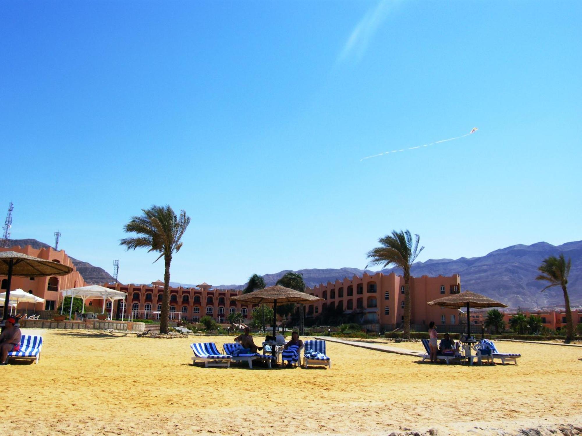 Dome Marina Hotel & Resort Ain Sokhna Айн-Сохна Екстер'єр фото
