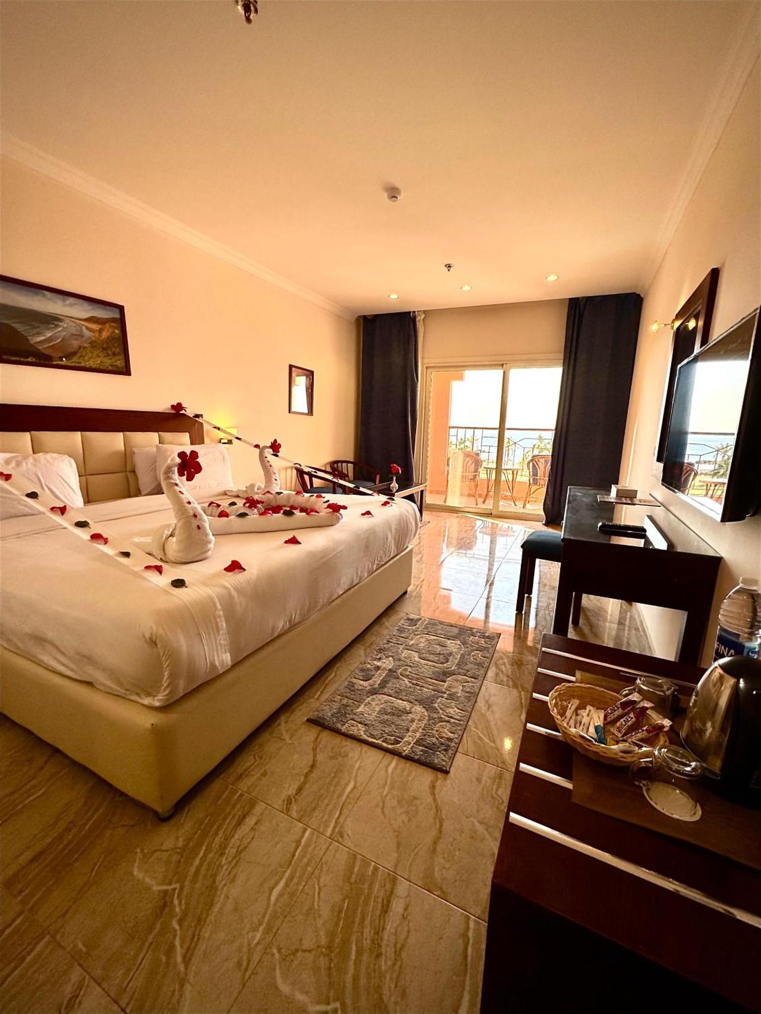 Dome Marina Hotel & Resort Ain Sokhna Айн-Сохна Екстер'єр фото